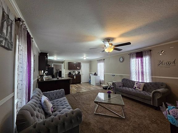 5th image of 324 River Point Dr
