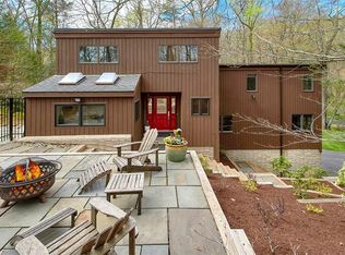 2 Attitash St, Chappaqua, NY 10514