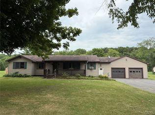 43 River Rd, Camden, NY 13316