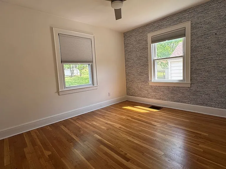 5120 Starkey Rd — Photo 15