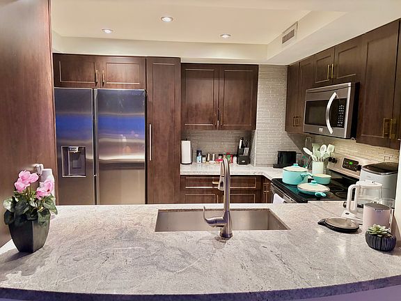 2nd image of 3505 S Ocean Dr APT 1105