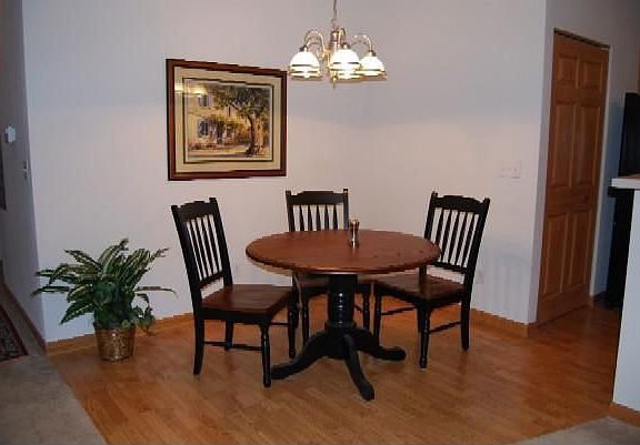 2nd image of 470 N Silverbrook Dr Unit 108