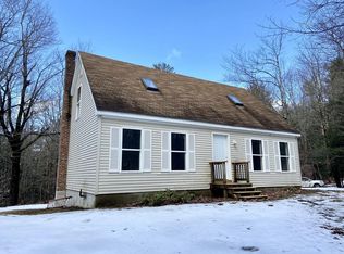 43 High Bridge Rd, Hubbardston, MA 01452