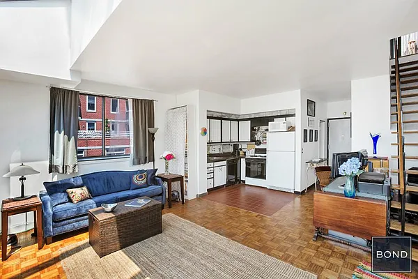 Sold by Bond New York | media 8