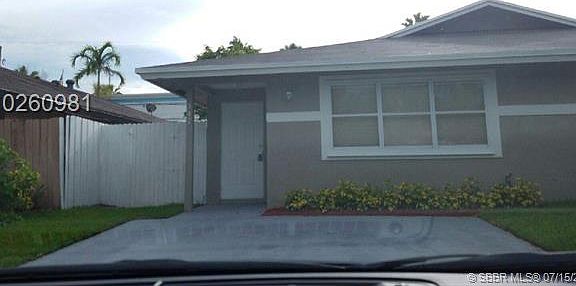 2nd image of 345 SW 35th Ave