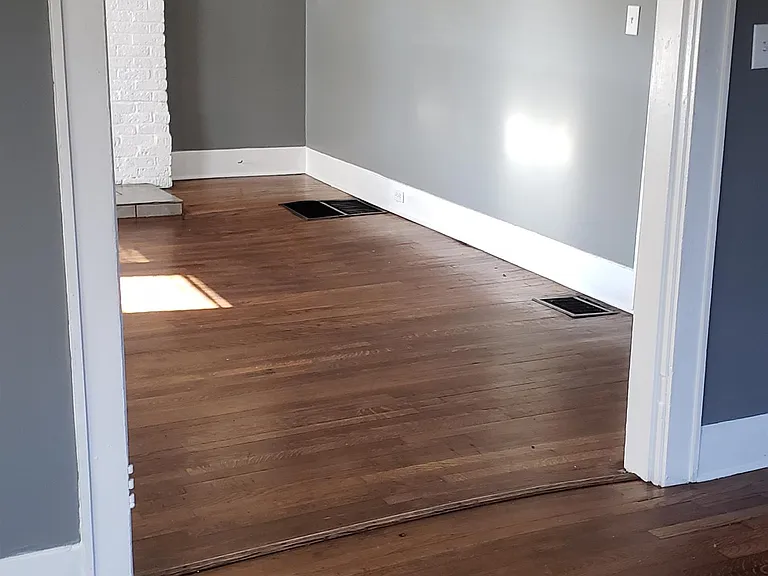 2543 E 5th Ave — Photo 12