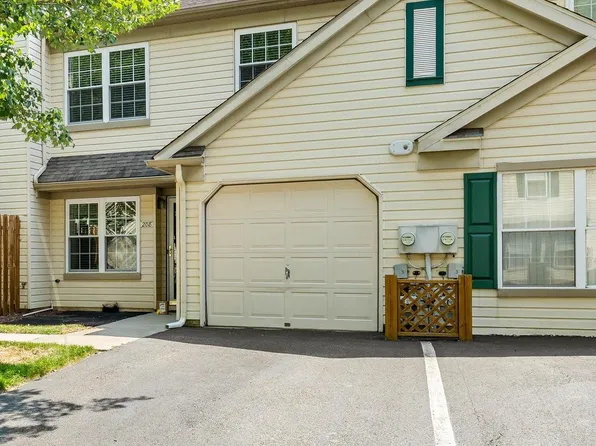 208 Stonebridge Blvd, New Castle, DE 19720