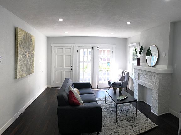 2nd image of 1752 N La Brea Ave