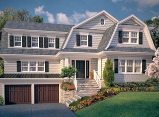 13 Country Club Dr, Larchmont, NY 10538