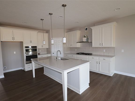 2nd image of 285 Tilly Ct #11