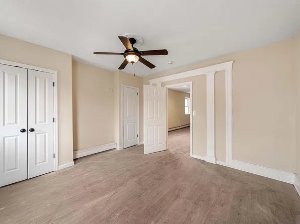 378 Avenue C image 10 of 22