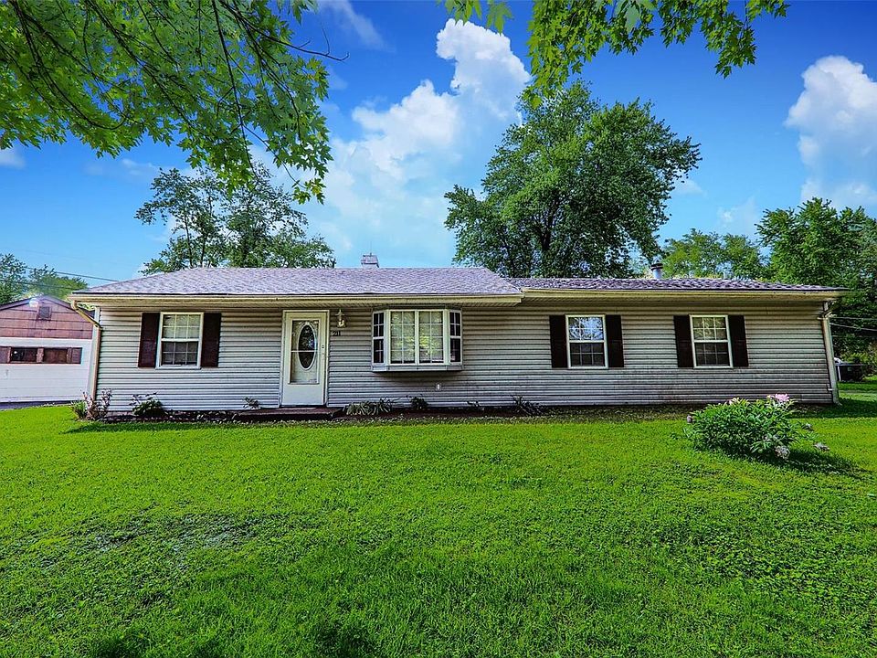 1st image of 211 Lucinda Dr