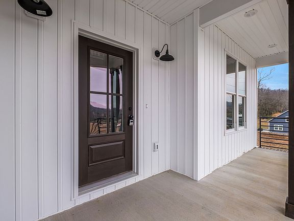 4th image of 125 Scenic Ln
