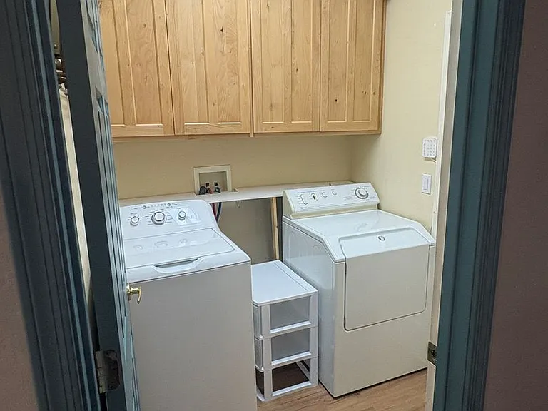 110 E Bighorn Ct — Photo 13