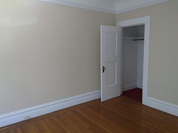 5th image of 1454 Taylor St