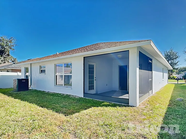 15407 Winter Breeze Ln — Photo 15