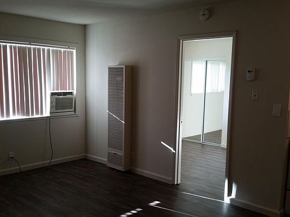 3rd image of 1305 Sunny Ct #12