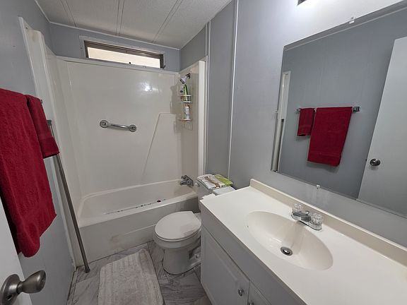 5th image of 7925 Parkway Blvd #418