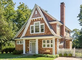 74 Sherrill Rd, East Hampton, NY 11937