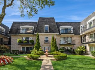 930 N Northwest Hwy APT 302, Park Ridge, IL 60068