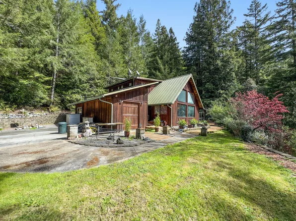 118 Roberts Heights Ln, Bayside, CA 95524