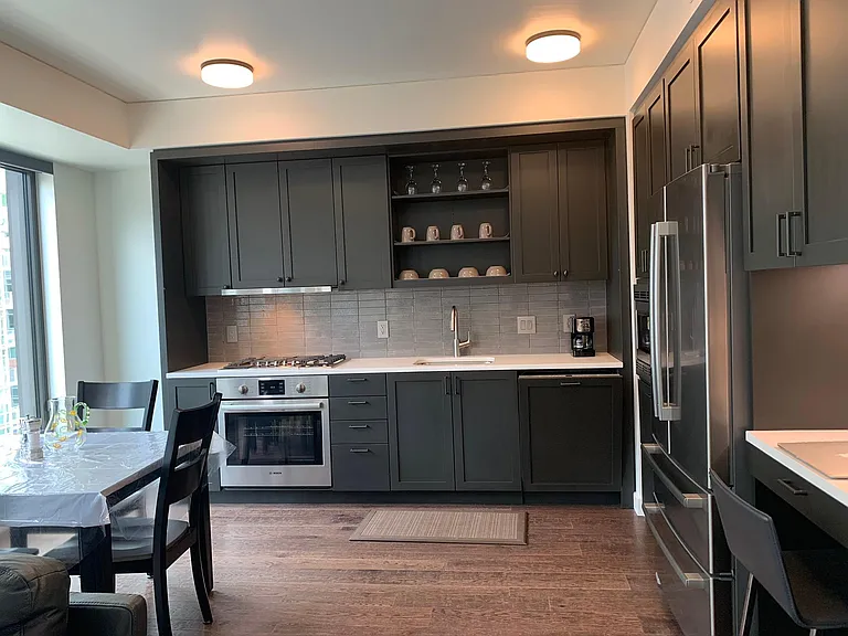 Eat in kitchen