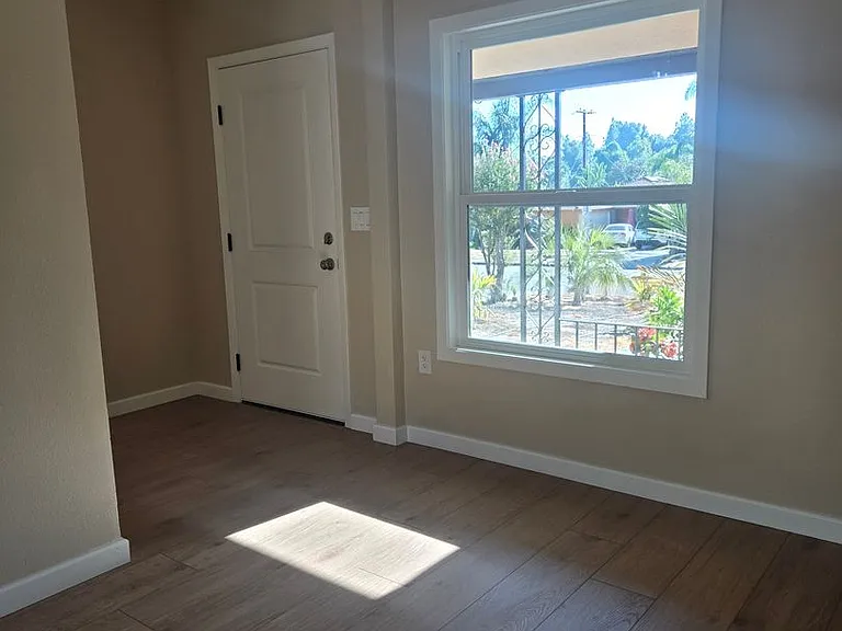 6030 Colonial Dr — Photo 4