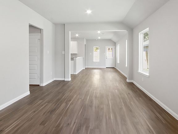Family Room, Dining Area, Kitchen