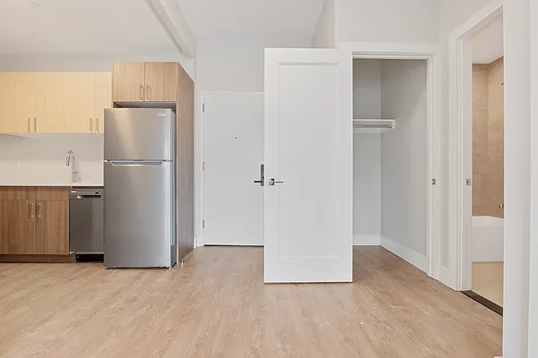 Rented by EXR | media 8