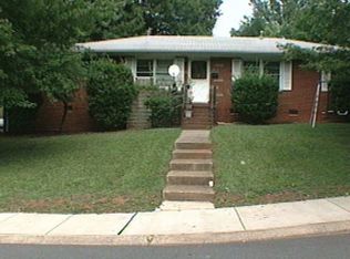 2019 Kilborne Dr, Charlotte, NC 28205