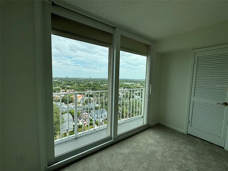 2611 Bayshore Blvd #1805 — Photo 35