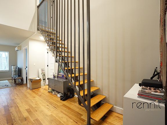 2nd image of 519 Herkimer St #1R