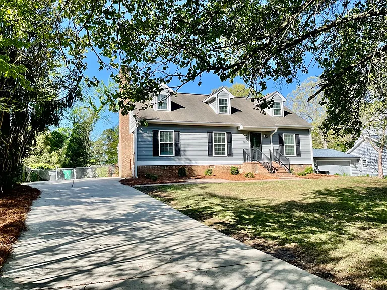 6215 Deep Forest Ln — Photo 1