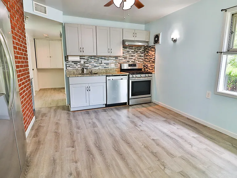 13002 Atlantic Ave — Photo 5