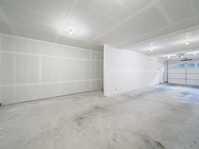 21000 Viking Ave NW — Photo 14