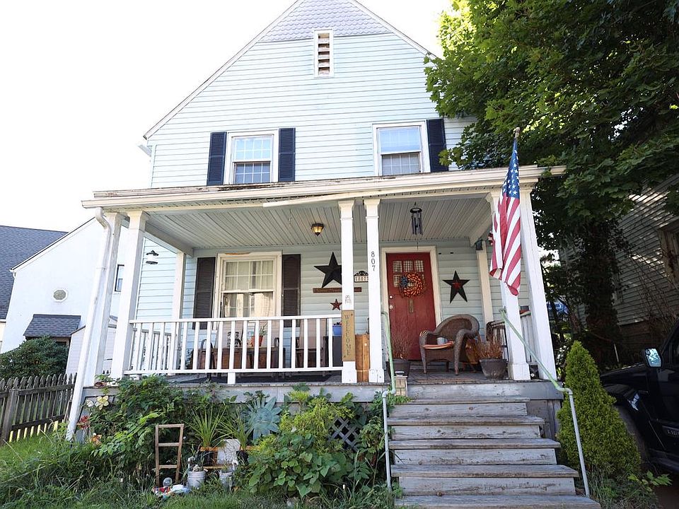 1st image of 807 Fayette St