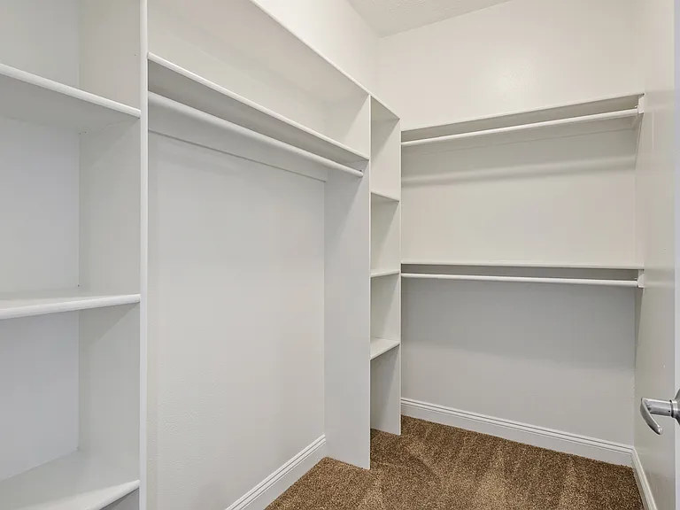 Fieldstone Apartments — Photo 33