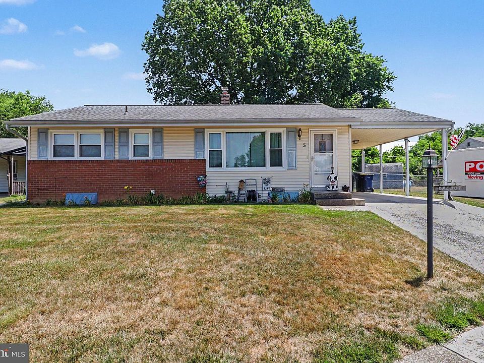 1st image of 5 Shirley Dr