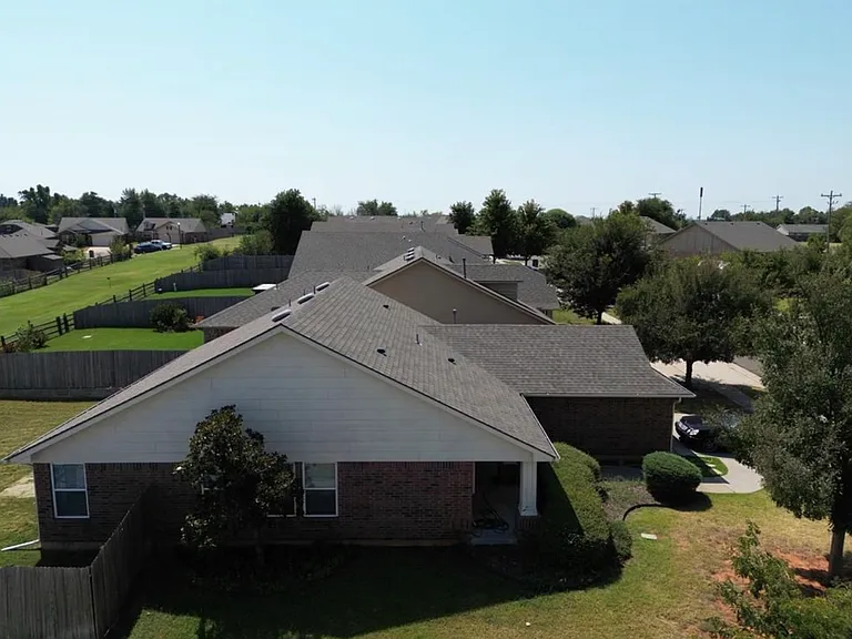 3029 Yosemite Dr — Photo 26