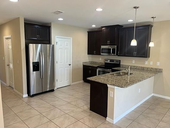 3rd image of 3861 Tilbor Cir