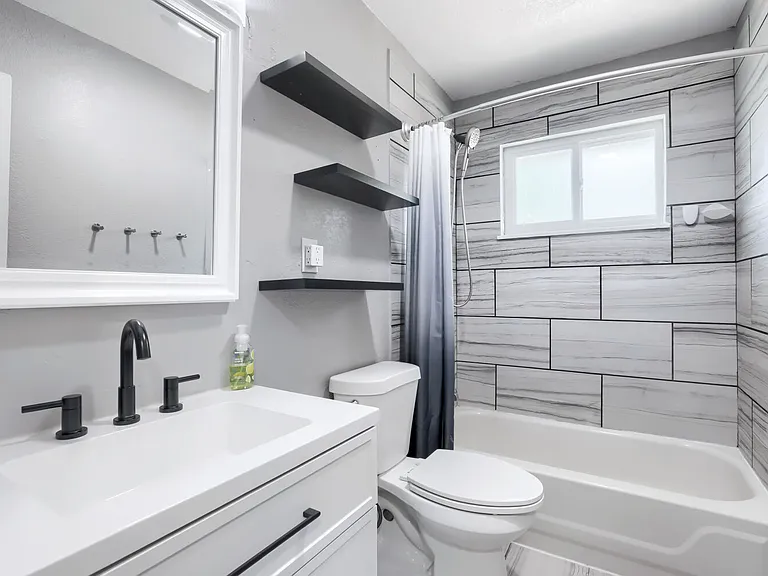 Bathroom #1 Upper - TILE! NEW vanity