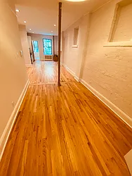 Rented by Metropolis Real Estate of Manhattan