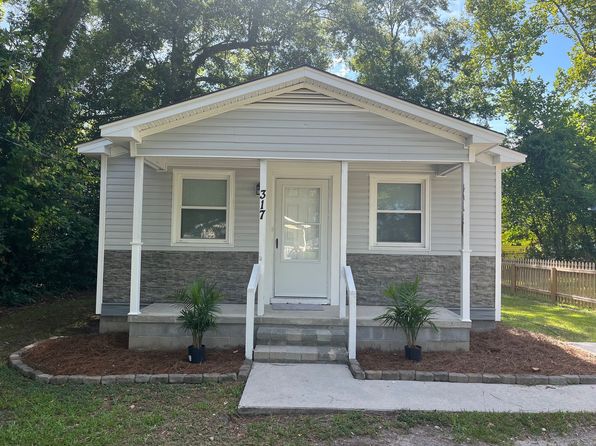 317 Henry St