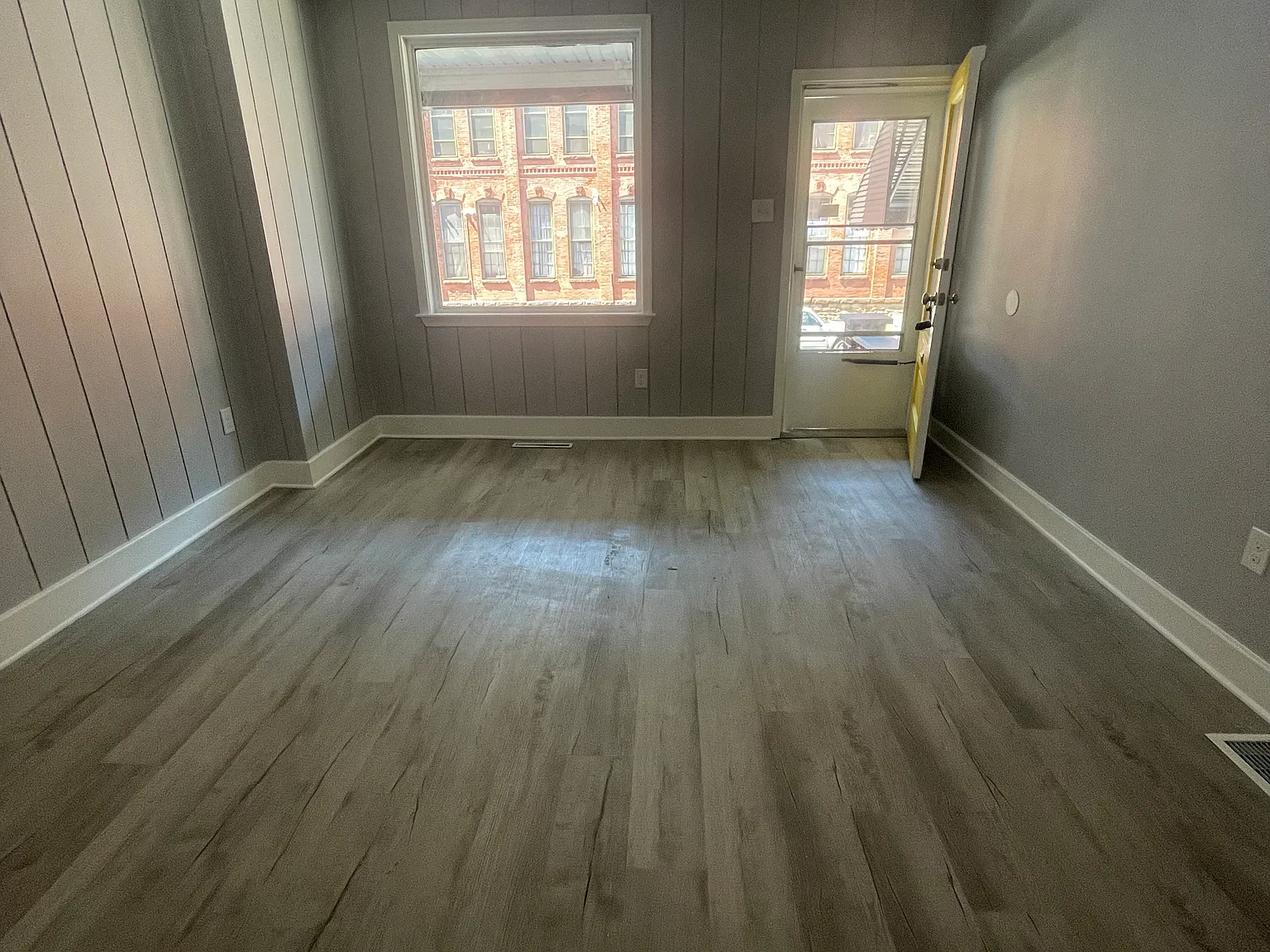 3 bed, 1182 sqft, $1,850 — Photo 4