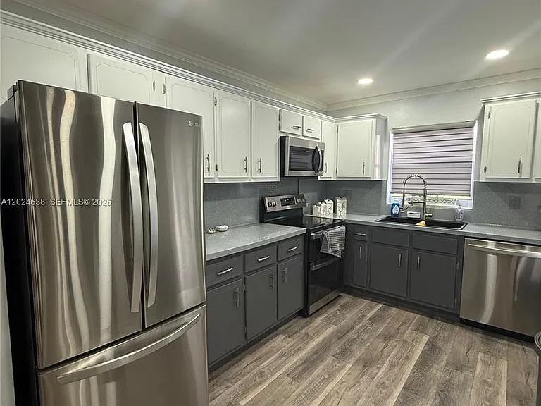 5300 Washington St #H140 — Photo 19