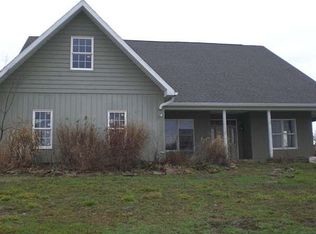 1498 W New Hope Rd, Boonville, IN 47601