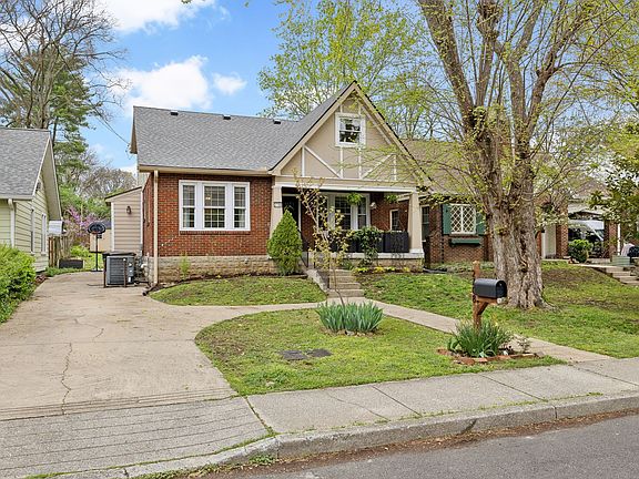4th image of 2708 W Linden Ave
