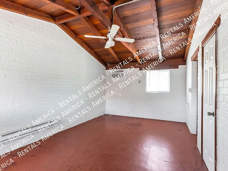 947 N Alvernon Way #7 — Photo 12