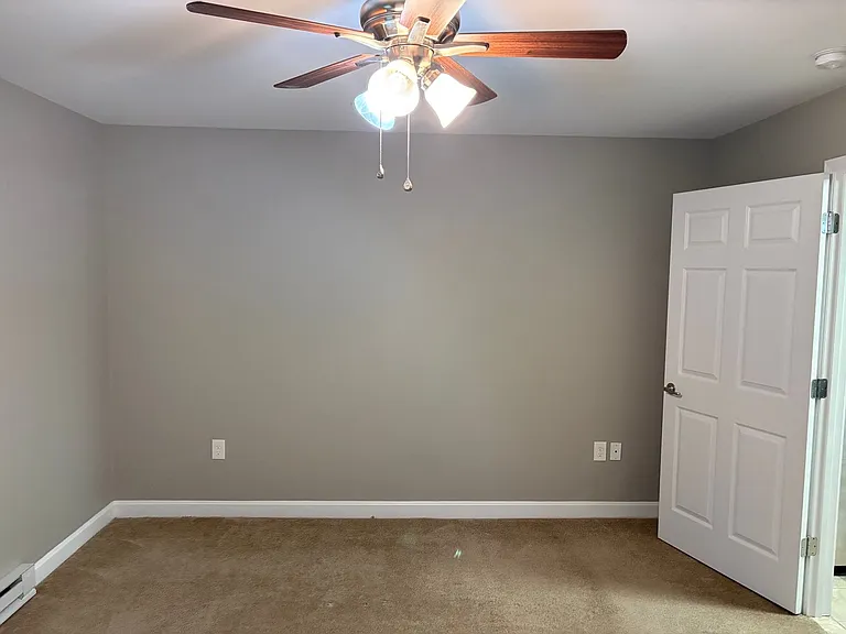 412 Southern Cross Dr — Photo 5