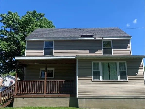 102 N Redwood St, Masontown, PA 15461